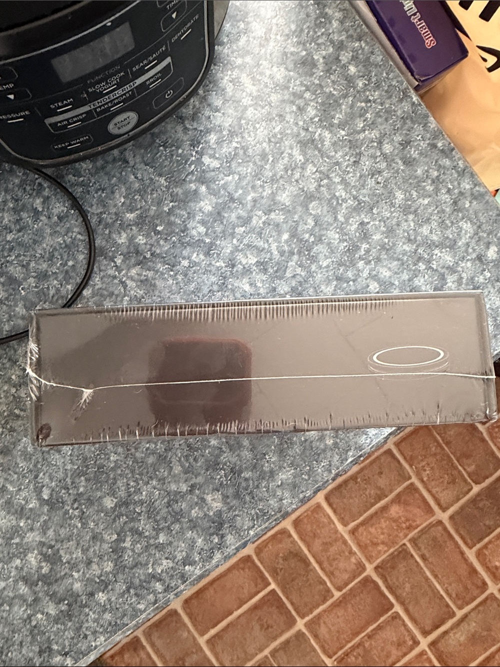 Black Cocktail Helper - Picture 5 of 5